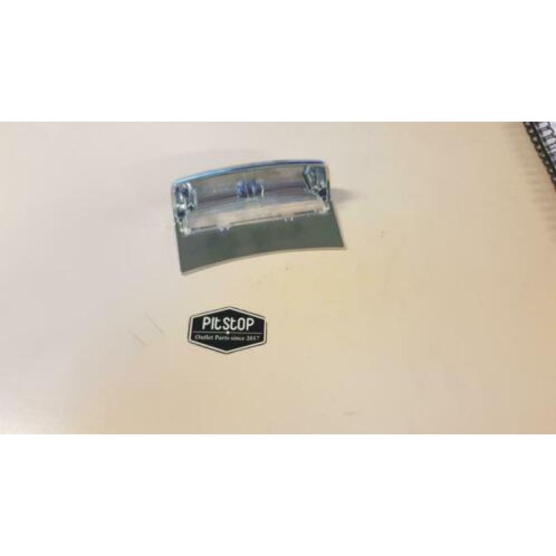 Chroom afdek kapje voor het Vespa LX 50 achterspatbord