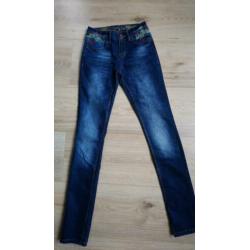 Jeans Dezigual