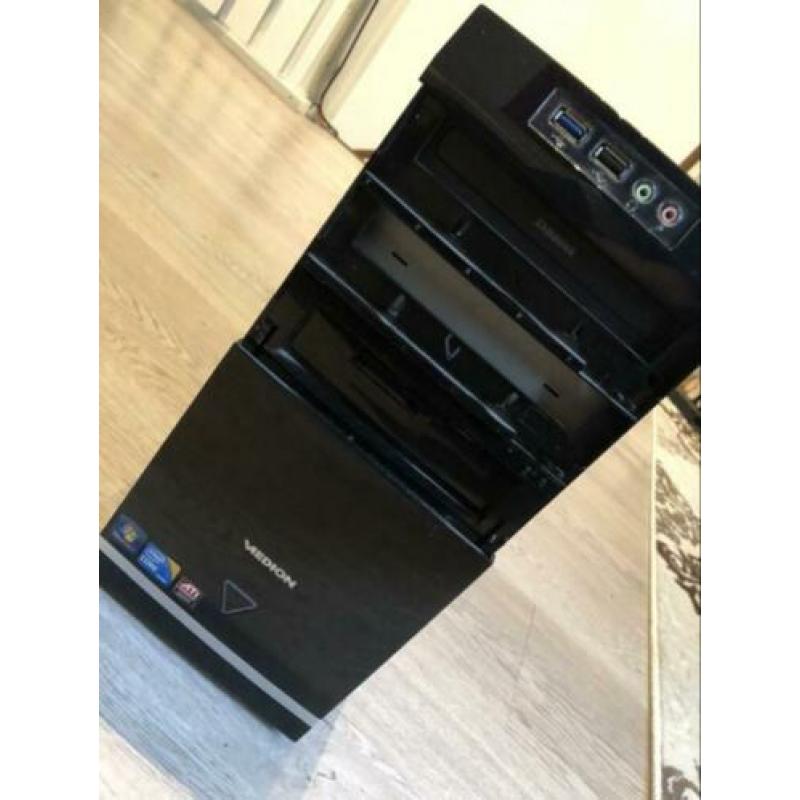 Desktop pc zonder hdd + 22 inch hp monitor