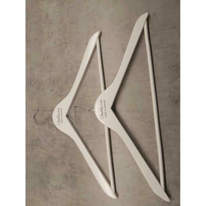 11x Riviera Maison kleding hanger/ kledinghanger