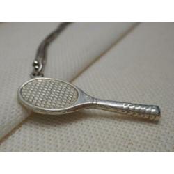 Zilveren kettinkje met tennisracket nr. 1790