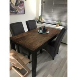 6 mooie eetkamerstoelen vaste prijs