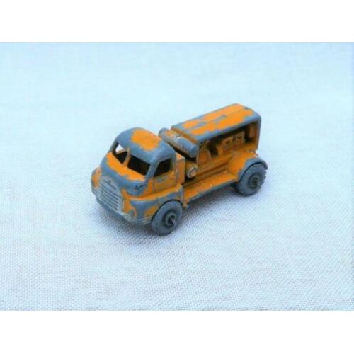 Bedford s type compressor truck. Matchbox 28a (1956 - 1958).