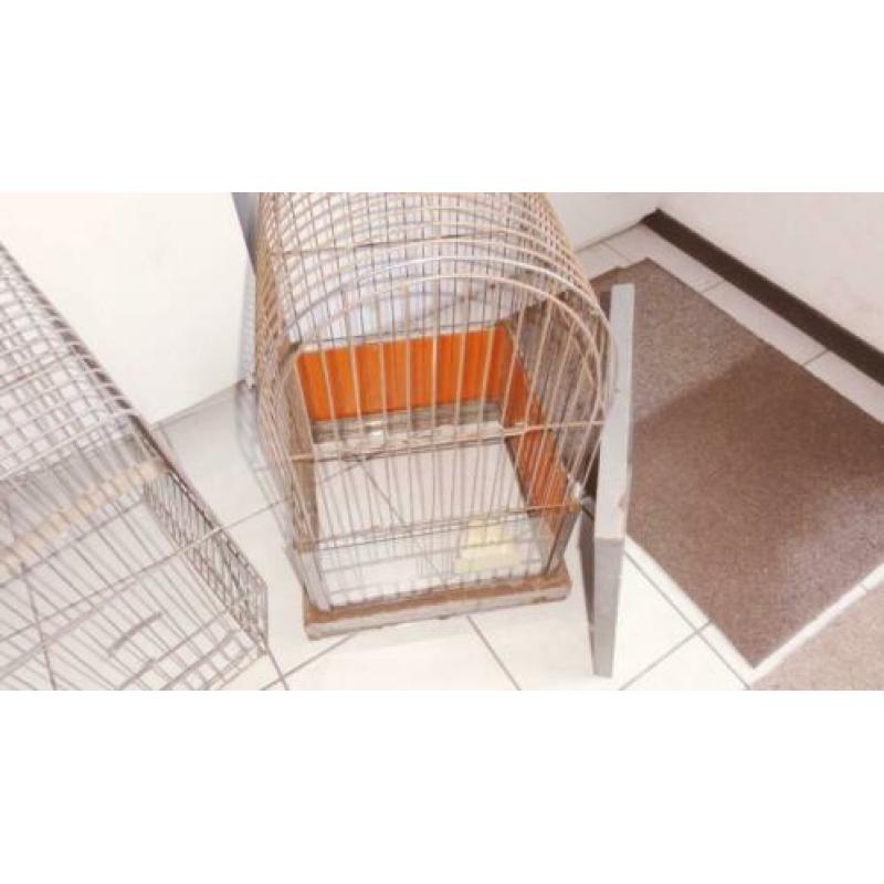 Vogelkooi, 2 robuuste metalen kooien, vogelkooien