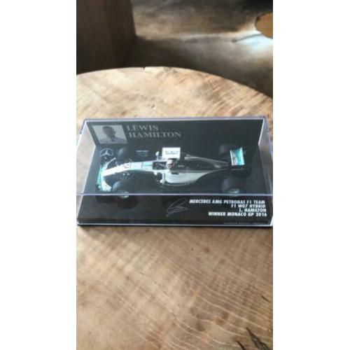 Lewis Hamilton Mercedes W07 Monaco GP 2016 Minichamps 1:43
