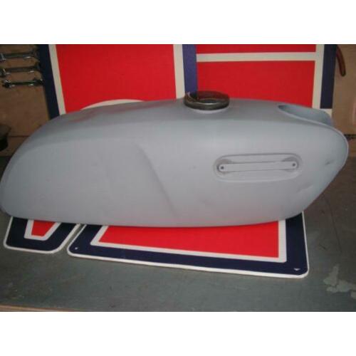 yamaha fs1 plaatjes tank.