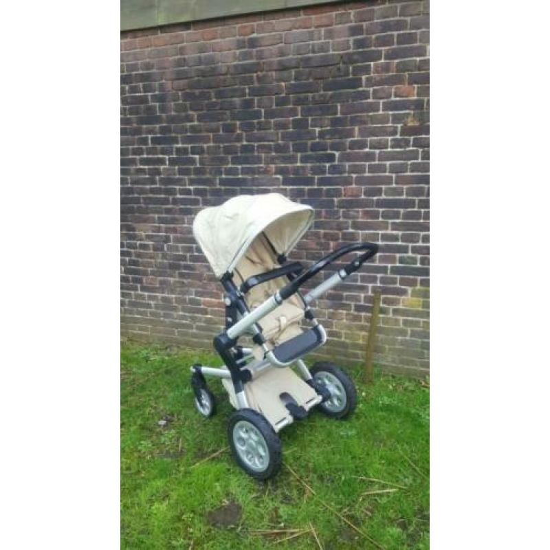 kinderwagen Joolz Day met zonneparaplu en maxicosi