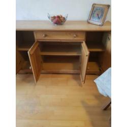mooie tv hoek tvkast plus zelfde stijl dressoir met spiegel