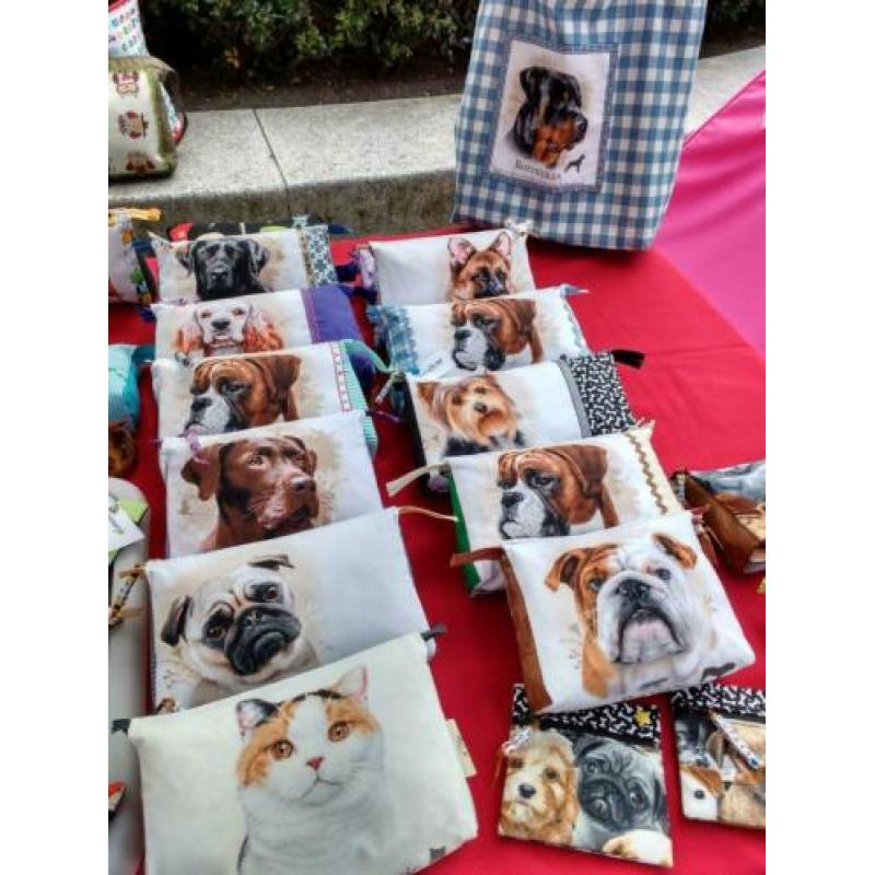 Nieuw: etui hond/ kat/honden- kattenrassen.