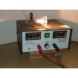 Regelbare voeding EA-30 16