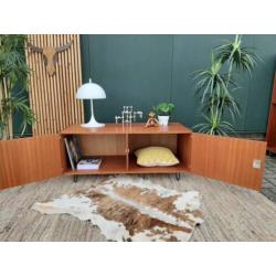 Vintage tv meubel Deens design lowboard dressoir kast jr 70