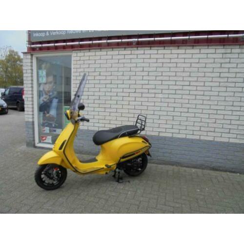 AKTIE! nieuwe VESPA SPRINT S MAT GEEL SNOR 25KM BJ2019