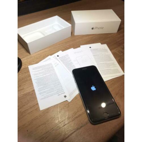 Iphone 7 + (nieuwe)oortjes 128gb