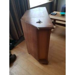 mooie tv hoek tvkast plus zelfde stijl dressoir met spiegel