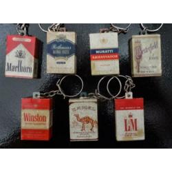Grote verzameling Vintage Retro sleutelhangers 145 STUKS **