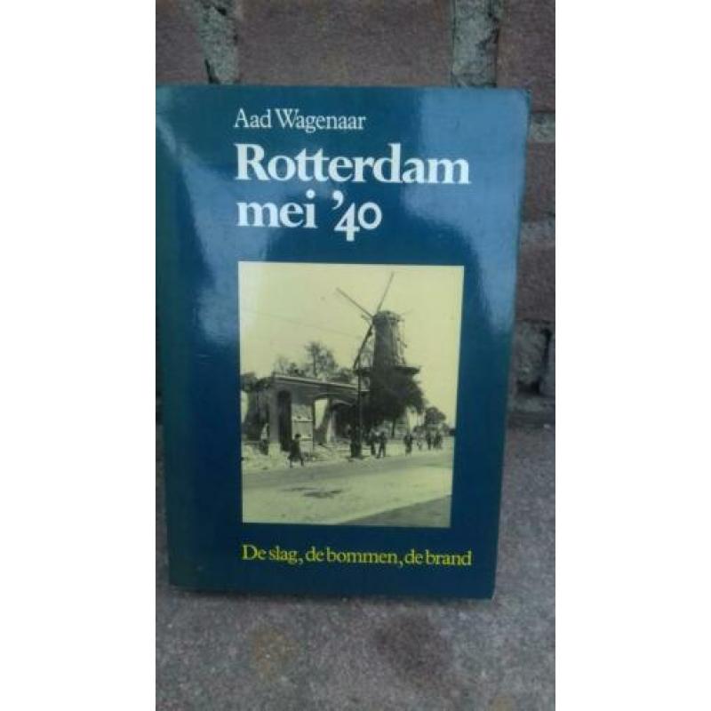 Diverse boeken ww2 zie foto's