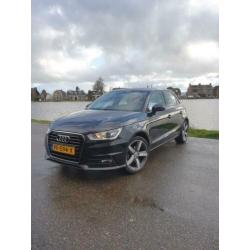 Audi A1 Sportback 1.0 TFSI | AUTOMAAT | S-LINE | NAVI | ECC