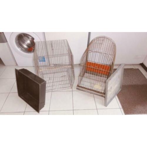 Vogelkooi, 2 robuuste metalen kooien, vogelkooien