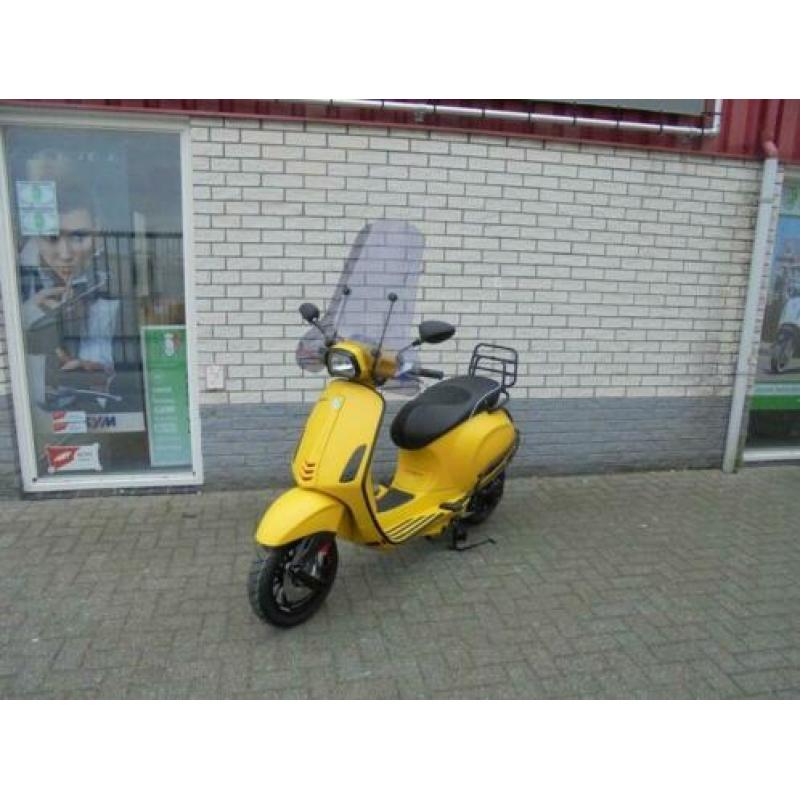 AKTIE! nieuwe VESPA SPRINT S MAT GEEL SNOR 25KM BJ2019