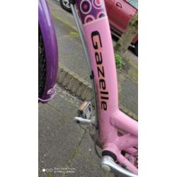 24 inch roze Gazelle fiets