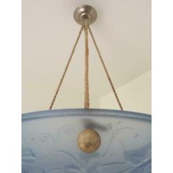 Mooie Art Deco schaallamp, blauw mat glas