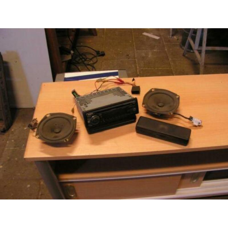 Auto radio