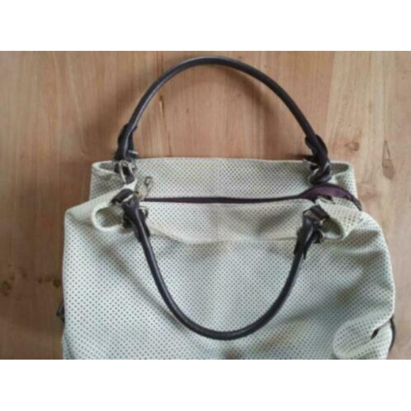 Dames echt leer handtas schouder tas, creme merk Salamander.