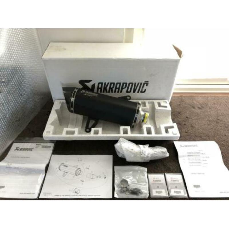 Akrapovic uitlaat demper Yamaha XMax 250 XMax 300 X-Max