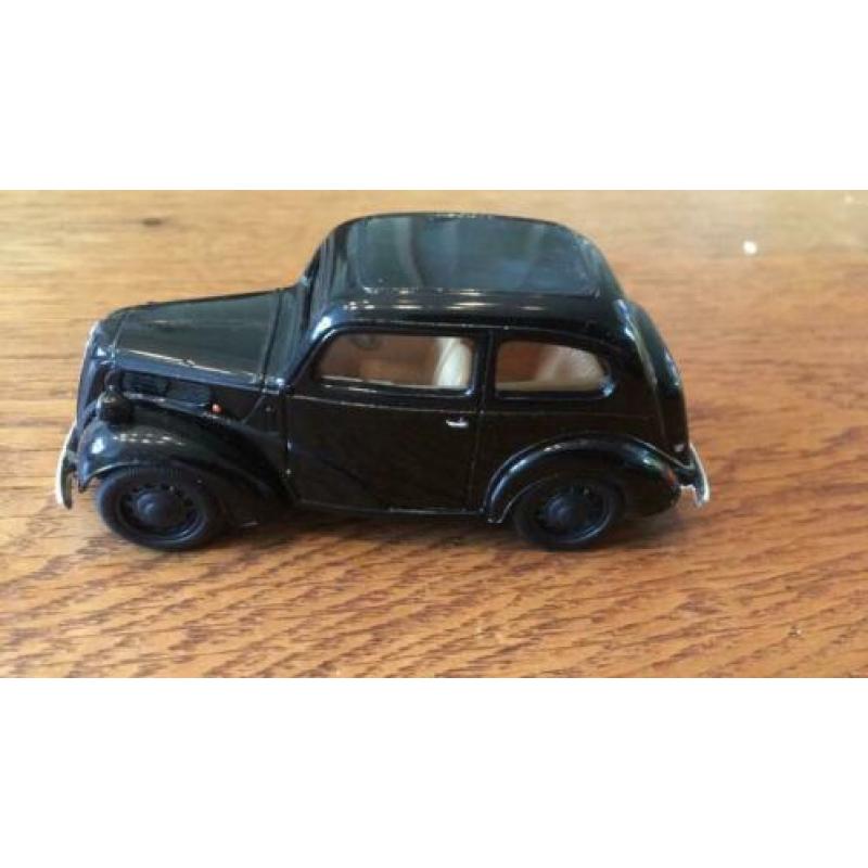 Corgi ford Polular black