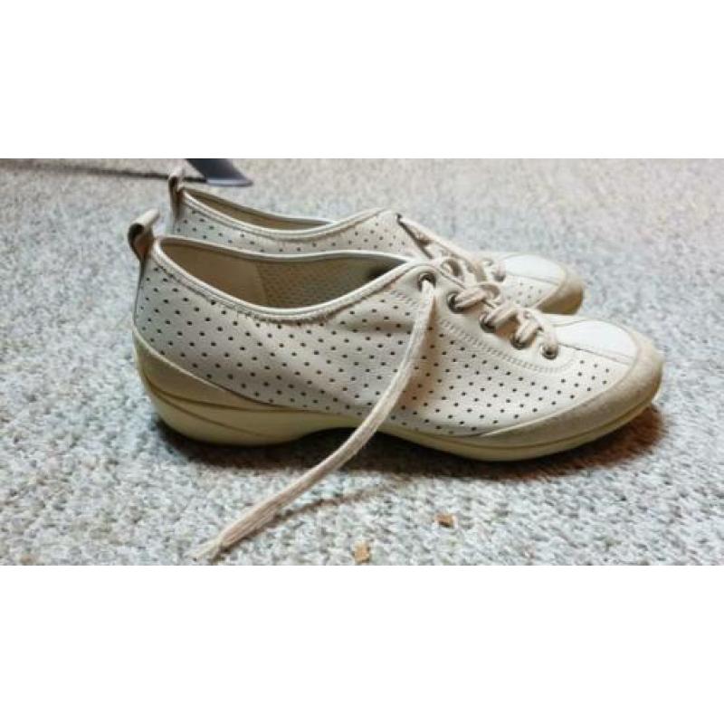 Ecco schoenen, roomwit, maat 39!
