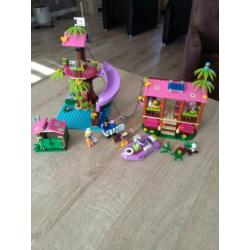 Lego friends Jungle Reddingsbasis 41038