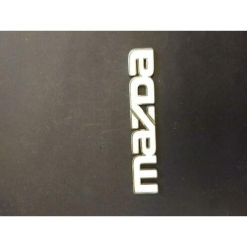 Vintage auto emblemen/stuk