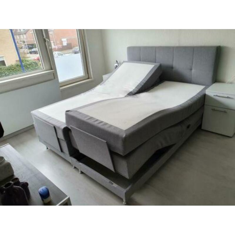 Electrische verstelbare boxspring uit 2016