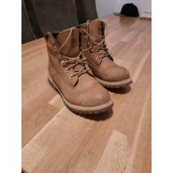 Timberlands, weinig gedragen!