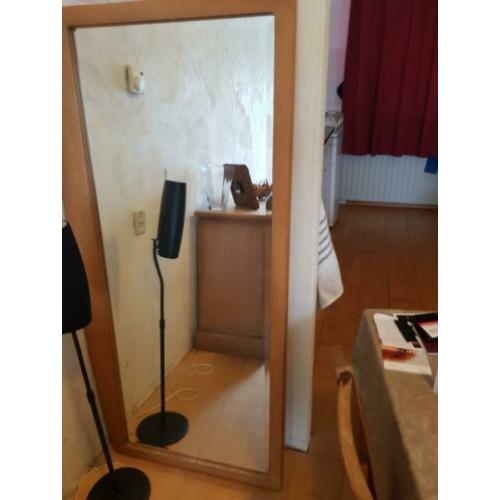 mooie tv hoek tvkast plus zelfde stijl dressoir met spiegel
