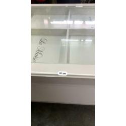 Mooie Salontafel vitrine tafel La Maison