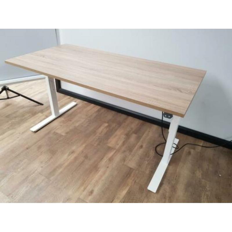 Elektrische zit/sta bureau wit