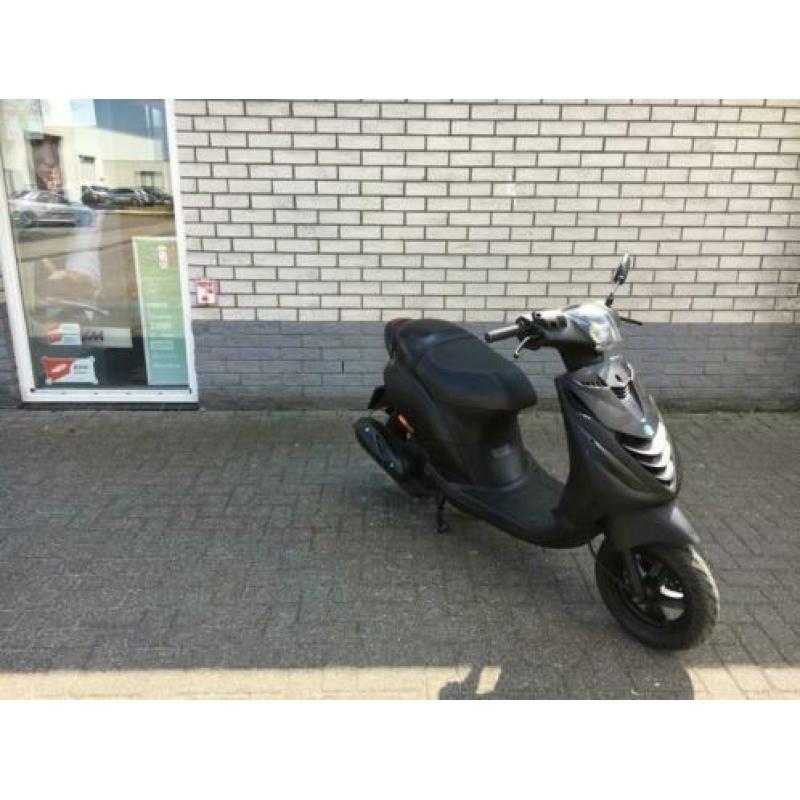 Aktie! piaggio zip sp 45km brom 4t mat zwart bj2015 6000km