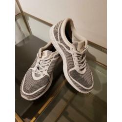 Adidas Bounce - mt 5,5 (38,5)