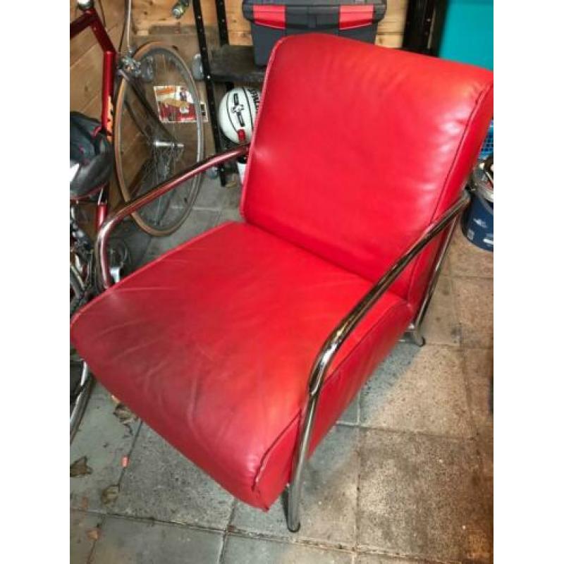 Rode leren stoel, modern design, Loods 5