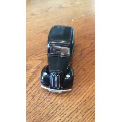Corgi ford Polular black