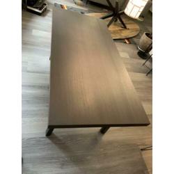 Ikea eettafel vastanbi en stoelen