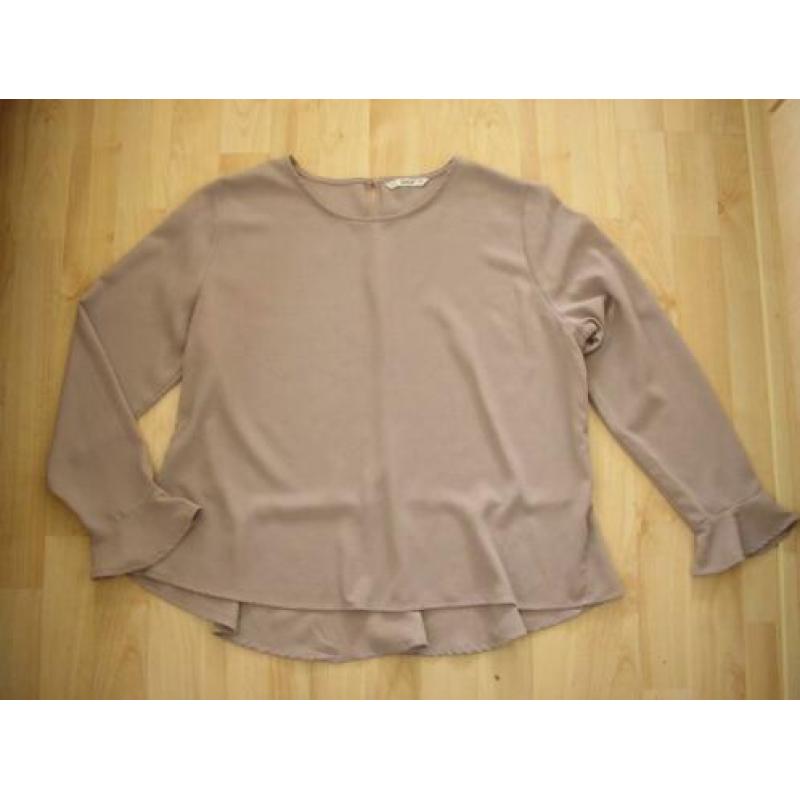 ONLY blouse maat 40