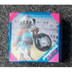 Veel Playmobil setjes/figuurtjes in prima staat.