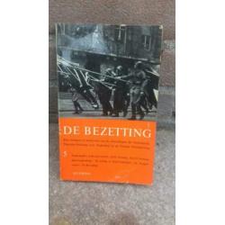 Diverse boeken ww2 zie foto's