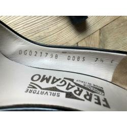 Ferragamo EU maat 38 model Nene lakleer