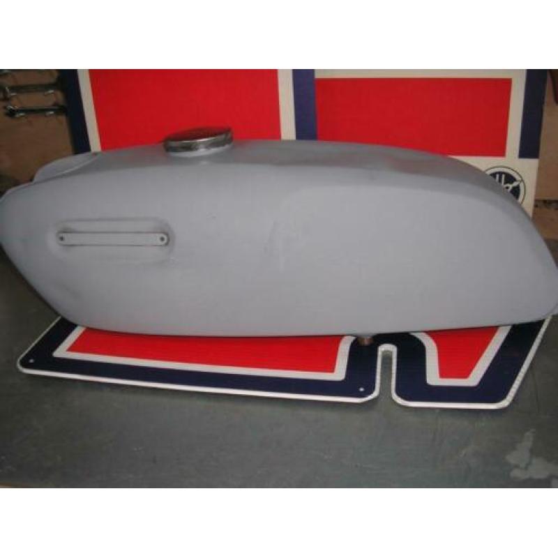 yamaha fs1 plaatjes tank.
