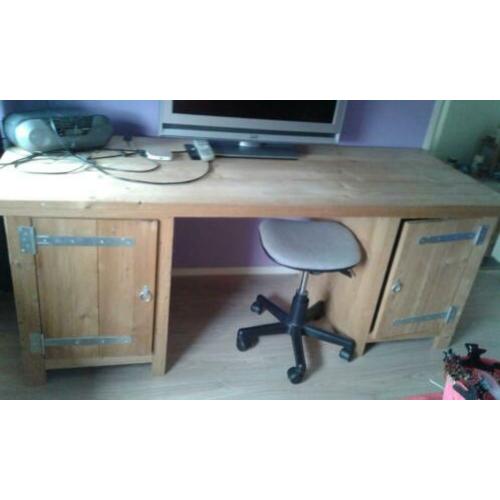 steigerhouten bureau
