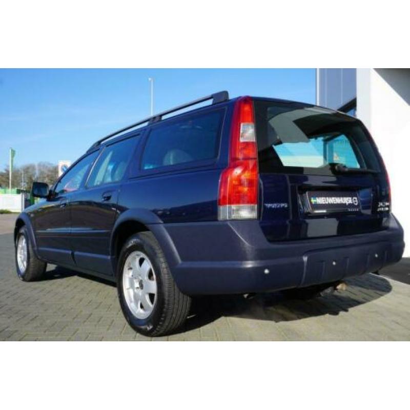 Volvo XC70 2.5 T 210 PK Comfort Line DEALER ONDERHOUDEN GARA