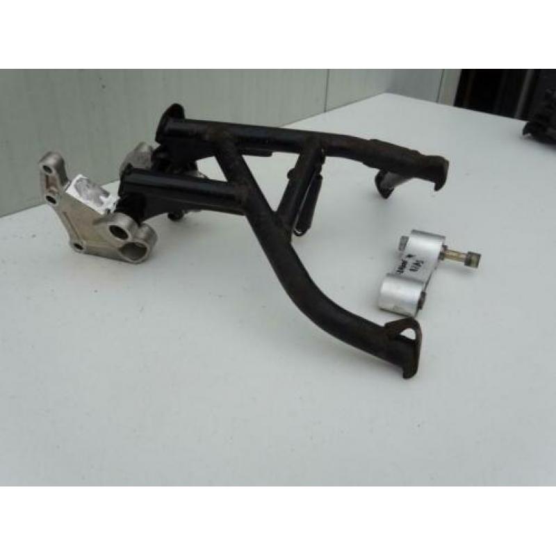 Middenbok / Midden bok Honda CBR600F 1999-2000 PC35 F4